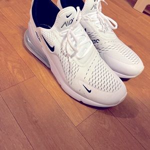 Nike Air Max 270